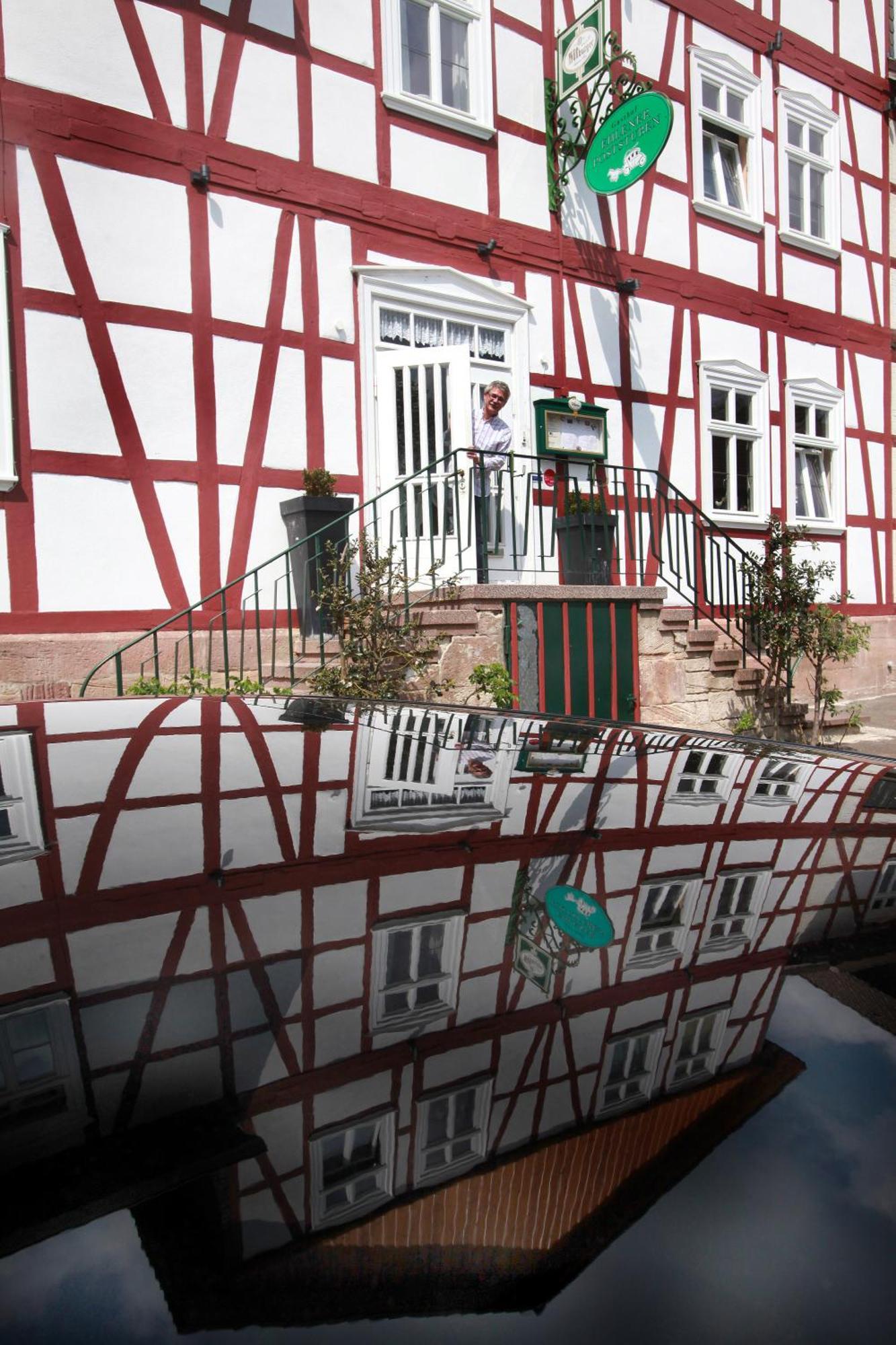 Ehlener Poststuben Hotel Habichtswald Eksteriør billede