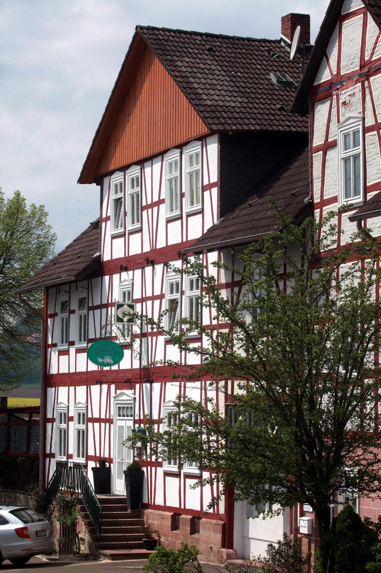 Ehlener Poststuben Hotel Habichtswald Eksteriør billede